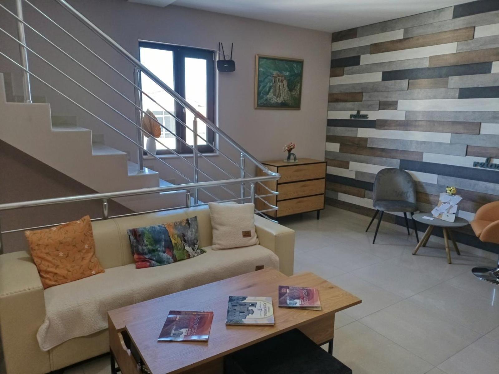 Alexander Hotel Asenovgrad Buitenkant foto