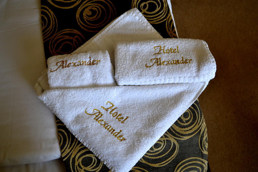 Alexander Hotel Asenovgrad Kamer foto