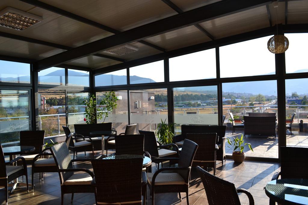Alexander Hotel Asenovgrad Buitenkant foto